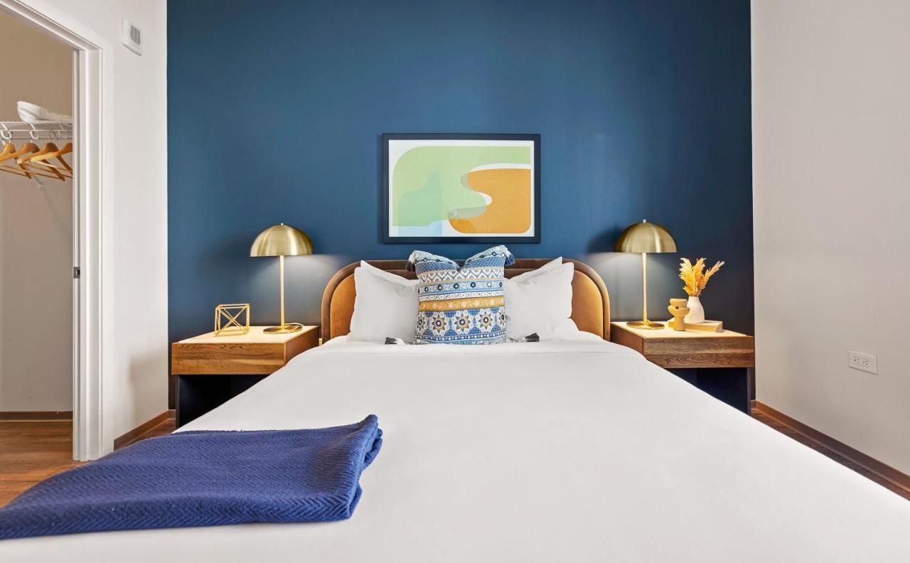 Placemakr Premier Sobro Нэшвилл Экстерьер фото A bedroom at the Hotel Zags